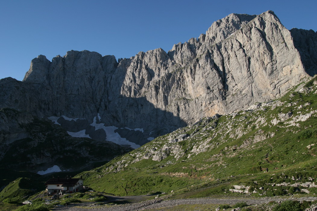 Rifugi e Bivacchi d''Italia.......